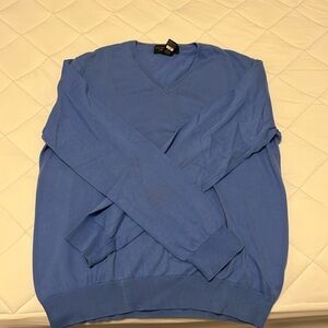 Gently worn Sz M bloomingdale's colbolt light weight men’s sweater